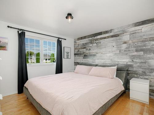 Chambre Ã  coucher principale - 3460 Ch. Charles-Léonard, Mirabel, QC - Indoor Photo Showing Bedroom