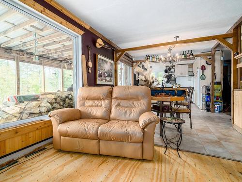 Overall view - 3120 Rue Martineau, Québec (La Haute-Saint-Charles), QC - Indoor Photo Showing Living Room