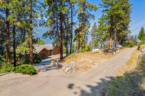 2650 Dubbin Road, Kelowna, BC - Outdoor With View