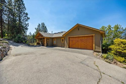 2650 Dubbin Road, Kelowna, BC - Outdoor