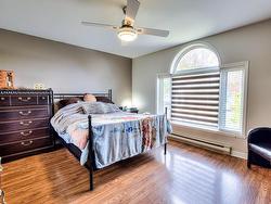 Master bedroom - 