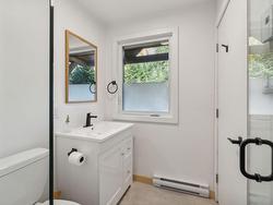 Ensuite bathroom - 