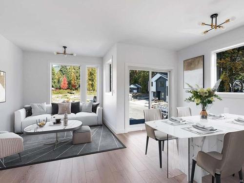 A-110 Plante Cres, Lake Cowichan, BC - Indoor Photo Showing Dining Room