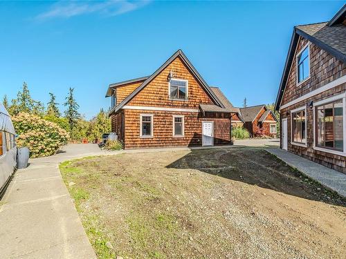 3405 Ponderosa Way, Qualicum Beach, BC 