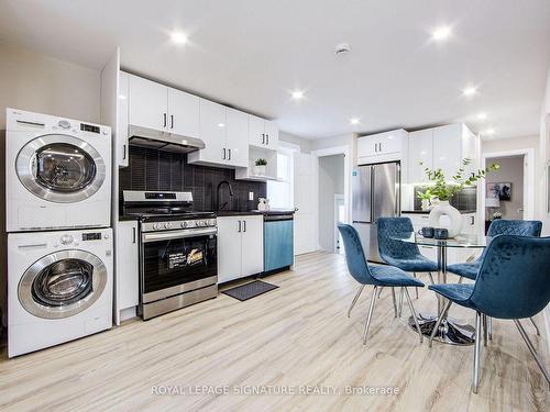 9 Wadsworth Blvd, Toronto, ON - Indoor Photo Showing Laundry Room