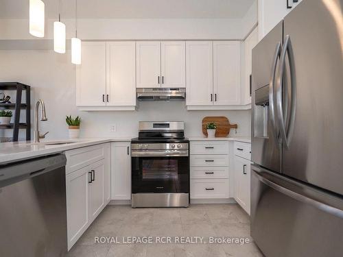 17-690 Broadway Ave, Orangeville, ON - Indoor Photo Showing Kitchen