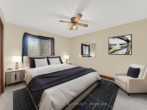 149 Old King Rd, Caledon, ON - Indoor Photo Showing Bedroom