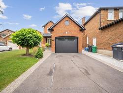 3475 Chartrand Cres  Mississauga, ON L5L 4E2