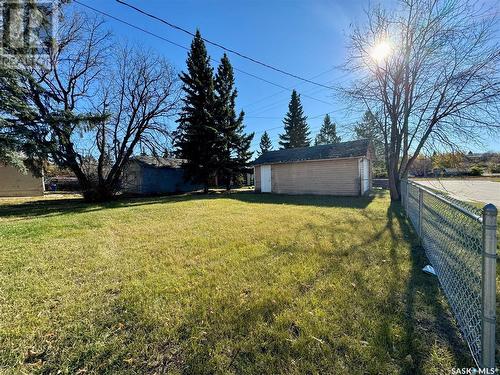 745 15Th Street W, Prince Albert, SK - Outdoor