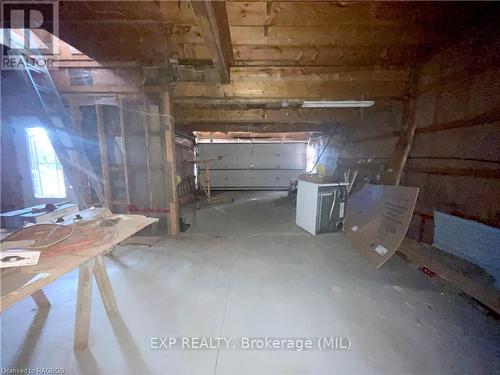 95 Elora Street, South Bruce, ON - Indoor Photo Showing Garage