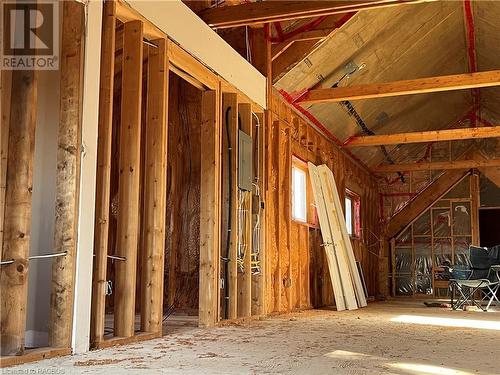 95 Elora Street, Mildmay, ON - Indoor Photo Showing Other Room