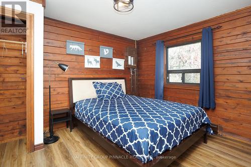 30 Emily Creek Road, Kawartha Lakes (Dunsford), ON - Indoor Photo Showing Bedroom