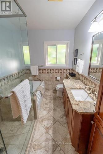 19662 County Road 19 Road, South Glengarry, ON - Indoor Photo Showing Bathroom