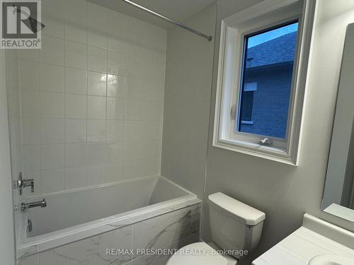 383 Inspire Boulevard W, Brampton, ON - Indoor Photo Showing Bathroom