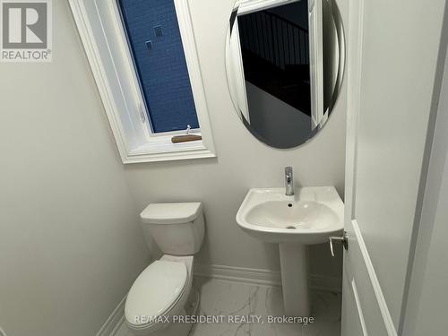 383 Inspire Boulevard W, Brampton, ON - Indoor Photo Showing Bathroom