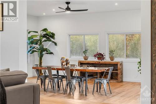 6233 Perth Street, Ottawa, ON - Indoor Photo Showing Dining Room