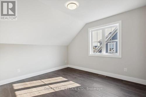 163 Sugar Maple Street, Blue Mountains, ON - Indoor Photo Showing Other Room