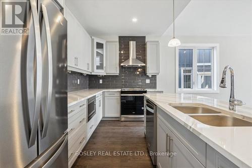 163 Sugar Maple Street, Blue Mountains, ON - Indoor Photo Showing Kitchen With Double Sink With Upgraded Kitchen