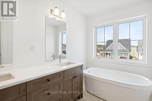 131 White Oak Crescent, Blue Mountains, ON - Indoor Photo Showing Bathroom