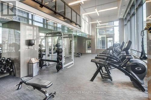 516 - 89 Dunfield Avenue W, Toronto, ON - Indoor Photo Showing Gym Room