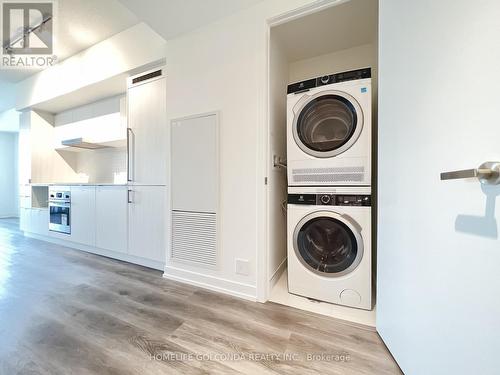 3902 - 138 Downes Street, Toronto, ON - Indoor Photo Showing Laundry Room