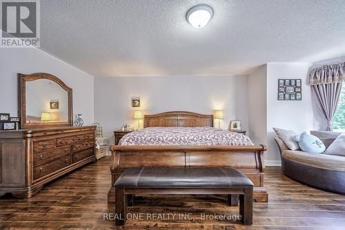 41 Timbercreek Court, Toronto, ON - Indoor Photo Showing Bedroom