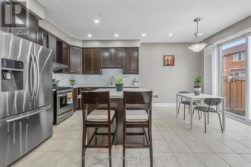 262 Cedric Terrace, Milton, ON - Indoor Photo Showing Kitchen