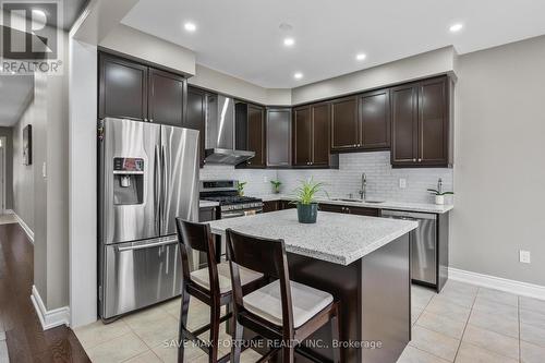 262 Cedric Terrace, Milton, ON - Indoor Photo Showing Kitchen With Upgraded Kitchen