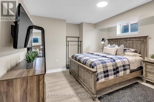 2486 Village Common Drive, Oakville, ON - Indoor Photo Showing Bedroom