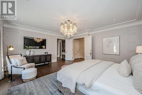 1207 Lakeshore Road W, Oakville, ON - Indoor Photo Showing Bedroom