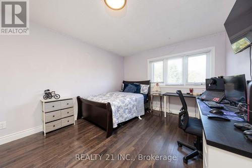 971 Thimbleberry Circle, Oshawa, ON - Indoor Photo Showing Bedroom