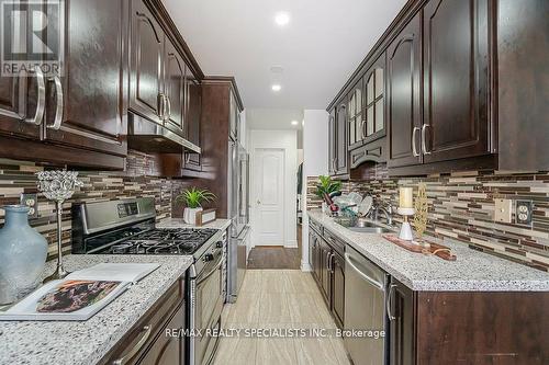 27 Coachwhip Road, Brampton, ON - Indoor Photo Showing Kitchen With Double Sink With Upgraded Kitchen