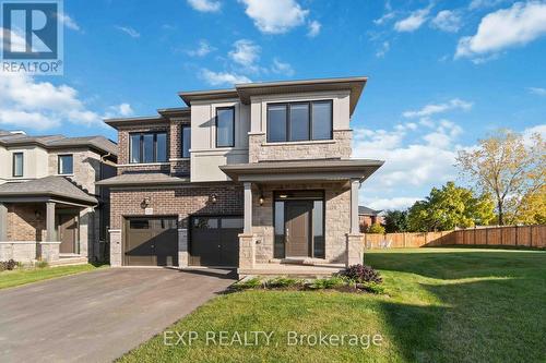 131 Starfire Crescent, Hamilton, ON - Outdoor With Facade