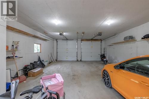 809 Byng Avenue, Wakaw Lake, SK - Indoor Photo Showing Garage