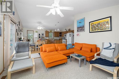 809 Byng Avenue, Wakaw Lake, SK - Indoor Photo Showing Living Room