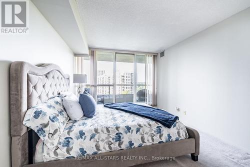 806 - 1890 Valley Farm Road, Pickering, ON - Indoor Photo Showing Bedroom