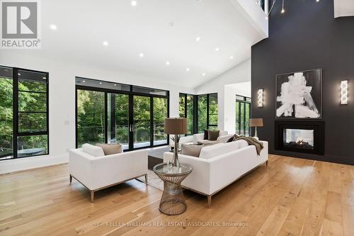 1060 Indian Road, Mississauga, ON - Indoor Photo Showing Living Room With Fireplace