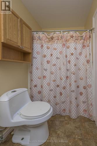 20 - 325 Lighthouse Road, London, ON - Indoor Photo Showing Bathroom