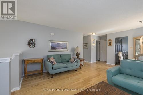 20 - 325 Lighthouse Road, London, ON - Indoor Photo Showing Living Room