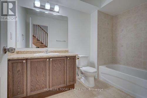 220 - 2462 Rosedrop Path, Oshawa, ON - Indoor Photo Showing Bathroom