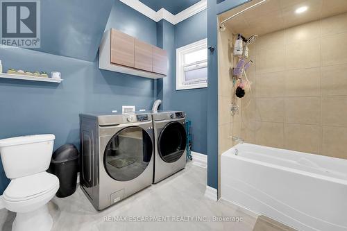 247 Kensington Avenue N, Hamilton, ON - Indoor Photo Showing Laundry Room