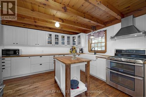 2 Leader Drive, Mono, ON - Indoor Photo Showing Kitchen