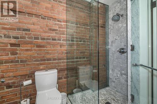 104 Monarch Park Avenue, Toronto, ON - Indoor Photo Showing Bathroom