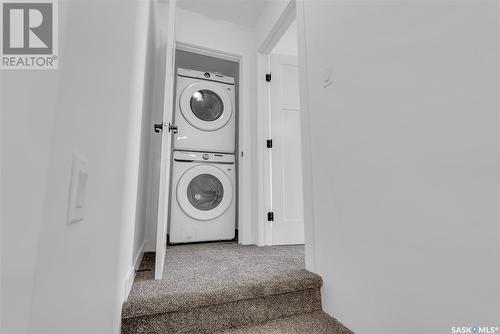 194 Sharma Lane, Saskatoon, SK - Indoor Photo Showing Laundry Room