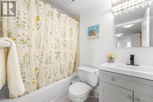 1809 - 233 Beecroft Road, Toronto, ON - Indoor Photo Showing Bathroom