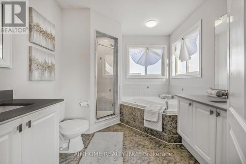 5 Hawstone Road, Vaughan, ON - Indoor Photo Showing Bathroom