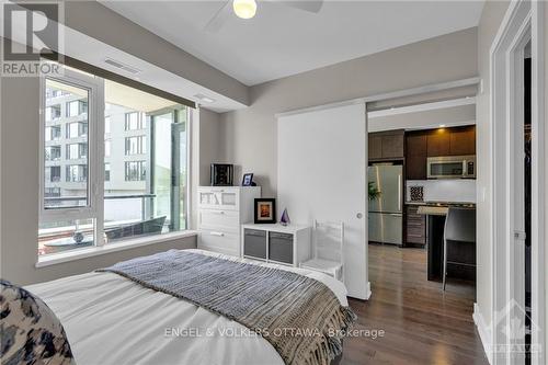 202 - 360 Patricia Avenue, Ottawa, ON - Indoor Photo Showing Bedroom