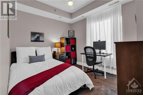 202 - 360 Patricia Avenue, Ottawa, ON - Indoor Photo Showing Bedroom