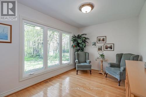 141 Woodhaven Park Drive, Oakville, ON - Indoor Photo Showing Other Room