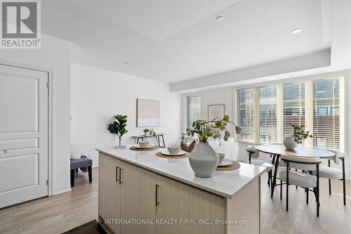 15 - 125 Long Branch Avenue, Toronto, ON - Indoor Photo Showing Dining Room